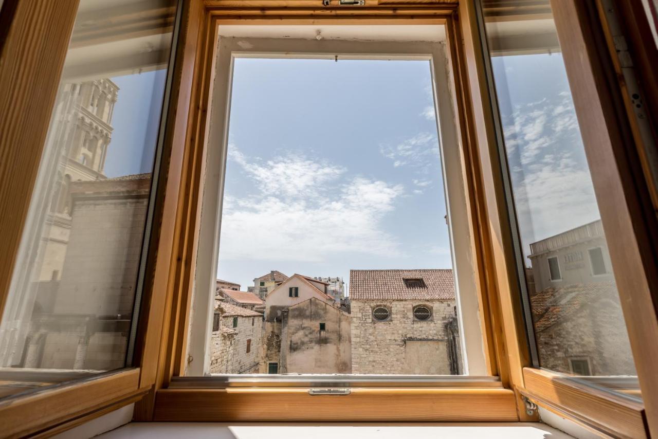 Peristil Apartment Split Exterior photo